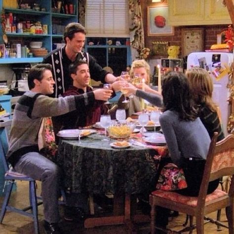 Friends Best Moments, Friends Scenes, Friends Thanksgiving, Friends Cast, Ross Geller, Joey Tribbiani, Friends Moments, Friends Series, Phoebe Buffay