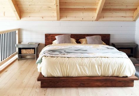 14 Free DIY Platform Bed Plans Diy Platform Bed Plans, Build A Platform Bed, Platform Bed Plans, Simple Benches, Diy Projects Plans, Diy Platform Bed, Murphy Bed Plans, Modern Platform Bed, Diy Bed Frame