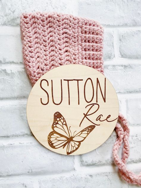 Name Announcement Sign, Butterfly Nursery Decor, Baby Name Announcement, Name Announcement, Baby Girl Name, Birth Announcement Photos, Butterfly Nursery