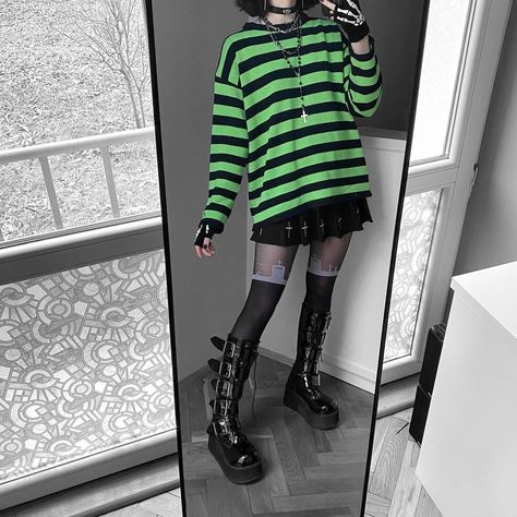 Neon Green Alternative Outfit, Neon Green Black Outfit, Neon Green Aesthetic Clothes, Dark Kidcore Outfit, Black And Green Aesthetic Outfit, Purple And Green Aesthetic Outfit, Neon Grunge Outfits, Neon Goth Outfit, Neon Green Outfit Aesthetic