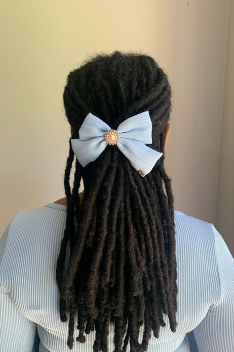 Twist Cornrows, College Looks, Loc Hairstyles, Bow Hairstyle, Bow Hair Clip, Locs Hairstyles, Loc Styles, Bow Hair, Bow Hair Clips