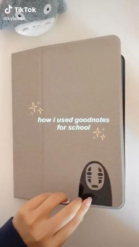 how i used goodnotes for school by @kylambs_ [Video] | School organization notes, High school life hacks, Study tips college Notes High School, School Life Hacks, Notes Studying, Aesthetic Handwriting, Studie Hacks, Organization Notes, Inkscape Tutorials, Studera Motivation, Handwriting Calligraphy