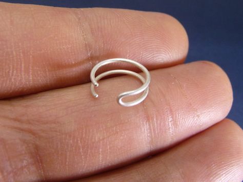 925 sterling silver Double Fake piercing clip on by artstudio88, $9.20 Fake Ear Piercings, Fake Lip Ring, Piercing Clip, Piercing Nose Ring, Fake Nose Ring, Fake Lips, Fake Earrings, Piercing Nose, Fake Nose Rings