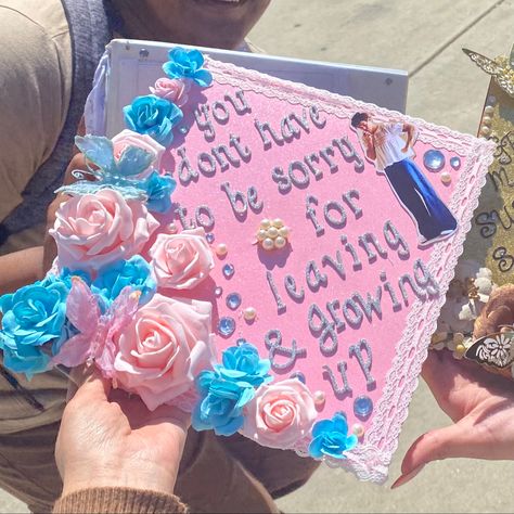 Matilda Graduation Cap, Harry Styles Inspired Graduation Cap, Fashion Design Graduation Cap, Harry Styles Cap Decoration, Graduation Cap Harry Styles, Grad Cap Ideas Harry Styles, Harry Styles Graduation, Graduation Cap Designs Harry Styles, Harry Styles Grad Cap