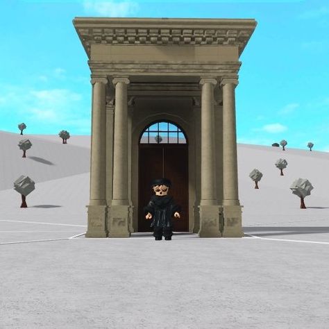 Modern Bloxburg School Layout, Scary Bloxburg Houses, Dark Academia Mansion Bloxburg, Bloxburg Fancy Mansion, Bloxburg Fancy House, Bloxburg Museum, Bloxburg Haunted House Ideas, Bloxburg Detailed Builds, Custom Doors Bloxburg