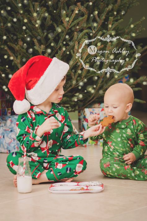 Milk and Cookies Photo session Siblings Holiday Photos, Cookies And Milk Photoshoot Christmas, Christmas Cookies And Milk Photoshoot, 2 Boys Christmas Pictures, Brothers Christmas Photoshoot, Brothers Christmas Card Photo Ideas, Milk And Cookies Christmas Photo Shoot, Sibling Xmas Photos, Christmas Tree Sibling Photos