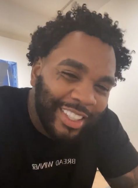 Kevin Gates Funny Pics, Kevin Gates Pfp, Kevin Gates Photoshoot, Kevin Gates Funny, Kevin Gates Wife, Big Gangsta, Kevin Gates Wallpaper, Kevin Gates Quotes, Tammy Rivera