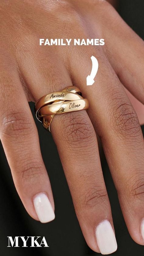 Russian Ring, Diy Mother's Day, Family Ring, Family Rings, Photographie Portrait Inspiration, Name Ring, Name Rings, Gold Rings Fashion, Classy Jewelry