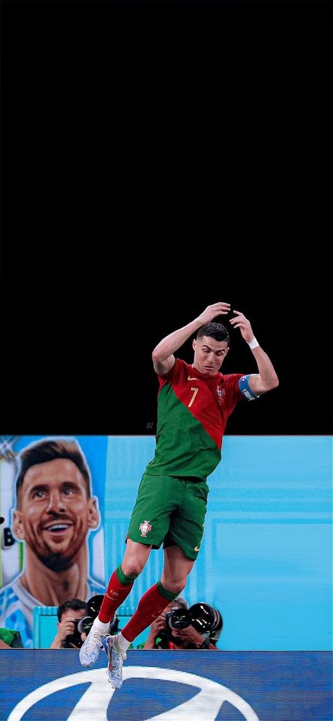 Portugal Football Team, Cristiano Ronaldo Celebration, Ronaldo Celebration, Ronaldo Goals, Cr7 Vs Messi, Cristiano Ronaldo Portugal, Ronaldo Quotes, Cr7 Wallpapers, Cristiano Ronaldo Manchester