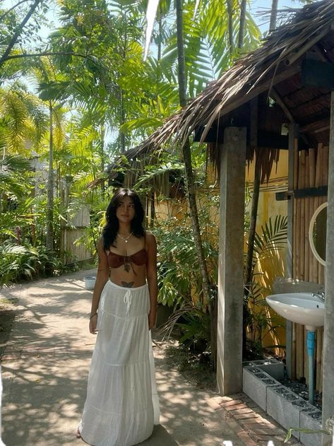 Hawaiian Fits Aesthetic, Beach Aesthetic Vacation, Beach Outfit Philippines, Thailand Outfits Aesthetic, Siquijor Outfit Ideas, Island Outfits Aesthetic, Krabi Thailand Outfit, Thailand Summer Aesthetic, Island Gyal Outfits