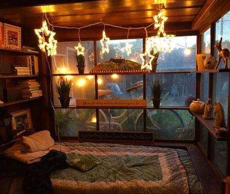 Room Goals, Winter Vibes, Aesthetic Rooms, Pretty Room, Dreamy Room, Room Idea, Dream Room Inspiration, Dream Apartment, Cozy Room