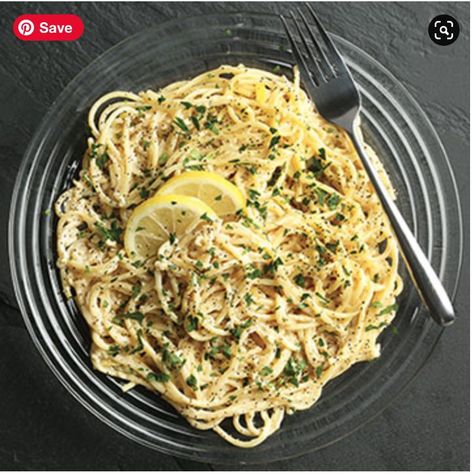 Great simple recipe, add lots of black pepper and top with a mix of toasted sesame, pumpkin, and sunflower seeds. Chopper Recipes, Lemon Cream Pasta, Pepper Spaghetti, Cream Pasta, Fresh Dishes, Roasted Shrimp, Lemon Cream, Spaghetti Recipes, Lemon Pepper