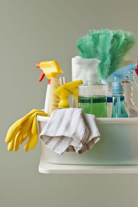 House Cleaning Company, Cleaning Kids Room, Cleaning Supplies List, Cleaning Supplies Organization, Domestic Cleaning, Bathroom Cleaning Supplies, Easy Cleaning Hacks, Cleaning Companies, Cleaning Business