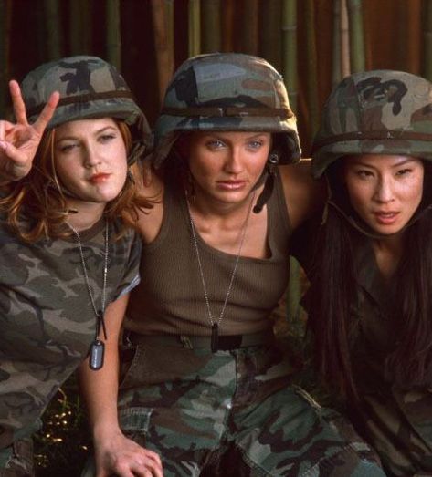 Charlie's Angels Aesthetic, Charlie's Angels Outfits, Charlies Angels Movie, Lucy Lui, 2000 Aesthetic, Angel Movie, Charlie’s Angels, Lucy Liu, Charlie's Angels