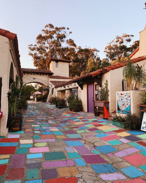 Spanish Village Aesthetic, Spanish Neighborhood, Airbnb Moodboard, Latin American Architecture, Colombia Aesthetic, Mexican Village, Spanish Village, Bright Paint, Art Journal Resources