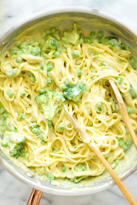 Dairy Free Linguine Recipes, Linguine Alfredo, Gluten Free Main Dishes, Homemade Almond Milk, Frozen Broccoli, Vegetable Drinks, Linguine, Healthy Eating Tips, Healthy Nutrition