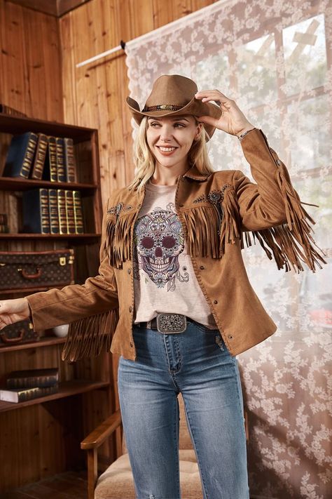 Western style 😎be a cool guy~ Outfit Vaquero, Girl Jacket, Mexican Fashion, Cool Guy, Latina Fashion Outfits, Looks Country, Latina Fashion, Western Girl, Fringe Jacket