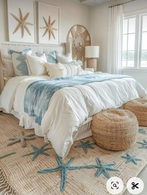 Beachy Accent Wall, Coastal Bedrooms Ideas, Greek Inspired Bedroom, Sea Bedroom Decor, Coastal Accent Wall, Sea Theme Bedroom, Sea Bedroom Ideas, Beach Room Ideas, Beachy Boho Bedroom