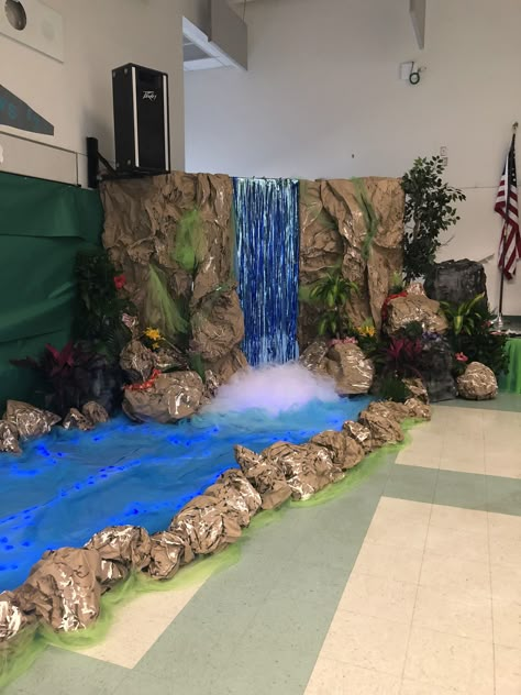 DIY Waterfall Waterfall Entryway, Waterfall Decoration Indoor, Waterfall Decoration Ideas, Waterfall Dramatic Play, How To Make A Waterfall Out Of Paper, Waterfall Room, Waterfall Decor, Waterfall Display Classroom, Paper Waterfall