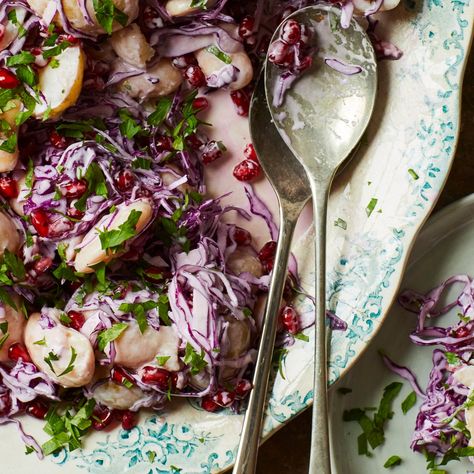 Patato Salad, Pink Potato, Pomegranate Recipes Salad, Quick And Easy Food, Red Cabbage Salad, Cabbage Salad Recipes, Pomegranate Salad, Winter Table, Cabbage Salad