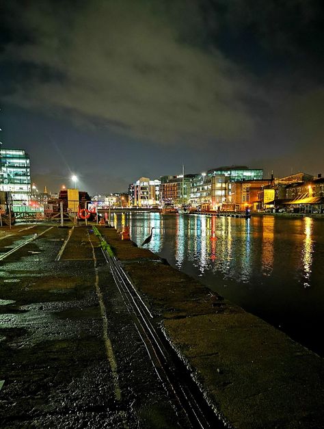 Fiona Ryan: "The quays #cork #CorkCity #ireland at night #iris…" - Mastodon 🐘 Dublin At Night, Cork Ireland Aesthetic, Moody Ireland Aesthetic, Ireland Dark Aesthetic, Dark Irish, Cork Ireland City, Irish Aesthetic, Ireland Aesthetic, 2024 Board