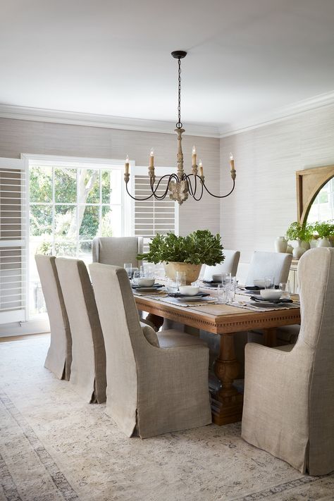 Dining room in the Club House on HGTV's Fixer Upper - a renovation by Chip and Joanna Gaines with a French country spirit. #fixerupper #theclubhouse #frenchfarmhouse #getthelook #joannagaines #frenchcountry #interiordesign #diningroom #homedecor Country French Dining Room, Fixer Upper Dining Room, Gaines Farmhouse, Fixer Upper Living Room, Farm House Dining Room, French Country Dining Room, White Shutters, Dining Room French, House Dining Room