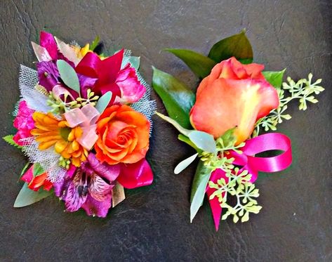 Corsage Boutonniere Prom, Boutonniere Ideas Prom, Boutineer And Corsage Ideas Prom, Hoco Wrist Corsage, Prom Flowers Corsage 2023, Corsage With Red Dress, Flowers For Prom Wrist Corsage, 2023 Prom Flower Trends, Prom Wrist Corsage Ideas 2023