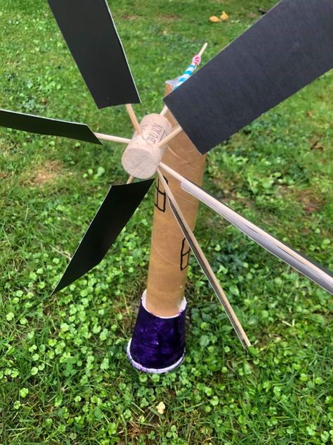 Wind Turbine Diy Kids, Wind Turbine Diy, Engineering Activities For Kids, Balloon Powered Car, Diy Wind Turbine, Odyssey Of The Mind, Energy Kids, Physics Projects, Rube Goldberg Machine