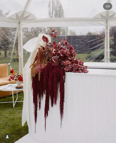 Bar Florals, Bar Arrangement, Wanaka New Zealand, Queenstown Wedding, Modern Floral Design, Flower Installation, Wedding Fair, Red Grapes, Floral Studio