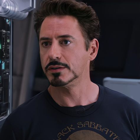 Tony Stark Icons, Tony Stark Comic Icons, Tony Stark 2008, Tony Stark Screencaps, Tony Stark Endgame Gif, Tony Stark Avengers 2012, Iron Men 1, Avengers 1, Avengers 2012