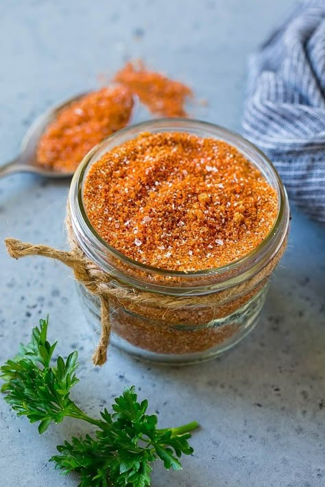 Beef Brisket Rub, Rubs For Meat, Brisket Rub Recipe, Bbq Rub Recipe, Brisket Recipes Smoked, Brisket Rub, Bbq Dry Rub, Traeger Grill Recipes, Spice Rubs