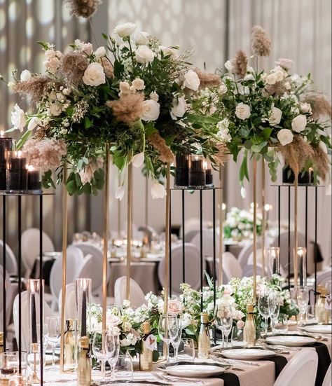 Wedding Types, Wedding Floral Centerpieces, Tall Centerpieces, Wedding Tablescapes, Wedding Table Centerpieces, Wedding Cake Designs, Wedding With Kids, Neutral Palette, Wedding Deco