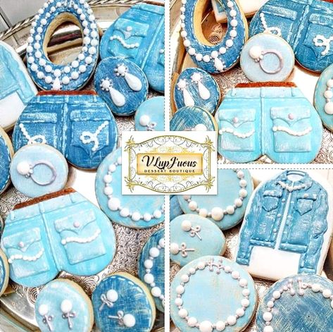 Pearl Cookies Decorated, Pearl Cookies, Denim And Pearls, Cookies Ideas, Edible Creations, Cookies Decorated, Cookie Ideas, Custom Cookies, Decorated Cookies