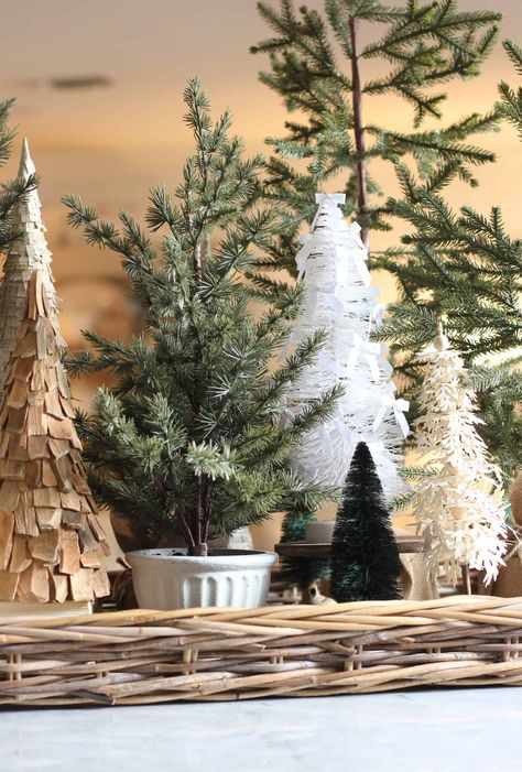 Bottle Brush Christmas Tree Upcycle DIY - Thistlewood Farm Diy Bottle Brush Trees, Bottle Brush Christmas Tree, Diy For Christmas, Brush Christmas Tree, Bow Garland, Thistlewood Farms, Upcycle Diy, Bottle Brush Christmas Trees, Wood Bark