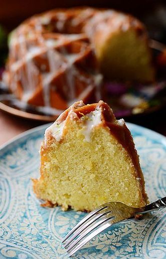 lemon lime pound cake #recipe Lime Pound Cake Recipe, Lemon Lime Cake, Lime Pound Cake, 7 Up Cake, Lime Cake, Pound Cake Recipe, Cake Platter, Lemon Pound Cake, A Piece Of Cake