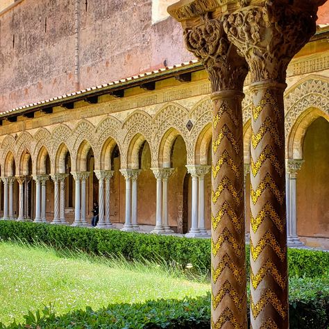 Monreale Cathedral, Sicily Hotels, Biblical Stories, Mediterranean Aesthetic, Sicily Travel, Itinerary Planning, The Cloisters, Mosaic Designs, St Joseph