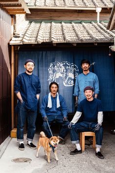 A Study in Indigo: Behind Japan’s Most Popular Hue – Airbnb Magazine – Medium Pull Bleu Marine, Indigo Dyed Fabric, Indigo Textiles, African Indigo, Tokushima, Shibori Dye, Indigo Shibori, Rugged Style, Japanese Textiles