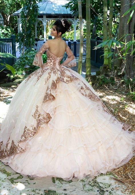 4d6e4749289c4ec58c0063a90deb3964desc41657764ri Rose Gold Quinceanera Dresses, Rose Gold Quinceanera, Mexican Quinceanera Dresses, Tulle Train, Quinceanera Dresses Gold, Quinceñera Dresses, 15 Dresses Quinceanera, Tulle Balls, Pretty Quinceanera Dresses