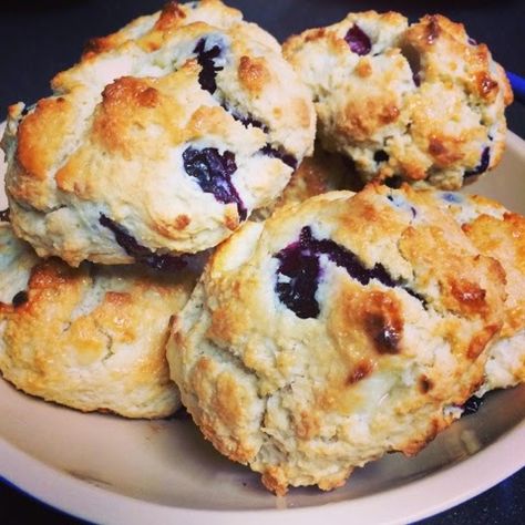 1 cup AP flour - 2 Tablespoons AP flour + 2 Tablespoons cornstarch = 1 cup cake flour whisk to aerate. Blueberry Cream Cheese Scones, Cream Cheese Scones, Jordan Marsh Blueberry Muffins, Blueberry Lemon Scones, Lemon Scones, Cheese Scones, Blueberry Cream Cheese, Blueberry Scones, Diamond Head