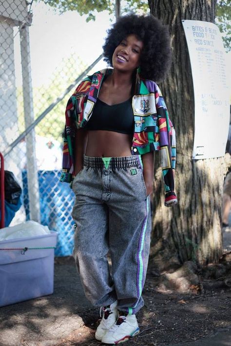 Afro Punk Outfits, Real New York, Afropunk Festival, Afro Punk Fashion, 90s Fashion Women, Bloc Party, 90s Hip Hop Fashion, New York Street Style, 90s Fashion Grunge