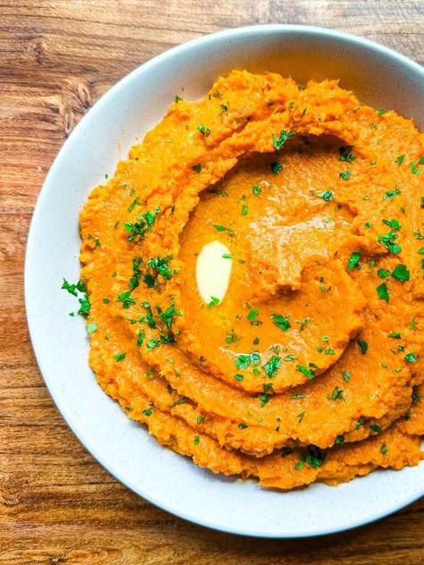 Sweet Potato Puree with Roasted Garlic and Orange Sweet Potato Puree Recipes, Potato Puree Recipe, Honey Roasted Sweet Potatoes, Sweet Potato Puree, Winter Side Dishes, Orange Sweet Potatoes, Autumn Side Dishes, Potato Puree, Prime Rib Roast