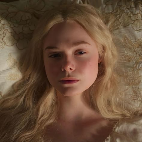 Elle Fanning Movies, Catherine The Great, Blonde Guys, Aesthetic Women, Absinthe, Marauders Era, Elle Fanning, Maleficent, House Of The Dragon