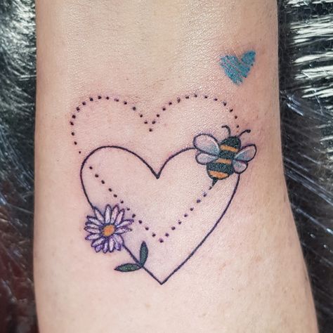 Represents mother, daughter and grandson.  With space to add more hearts for future grandchildren Bee Heart, Bee And Heart Tattoo, Bee Heart Tattoo, Daisy And Bee Tattoo, Daisy Heart Tattoo, Ladybug Flower Tattoo, Bumble Bee Tattoo Flowers, Beloved Tattoo, Bee And Flower Tattoo