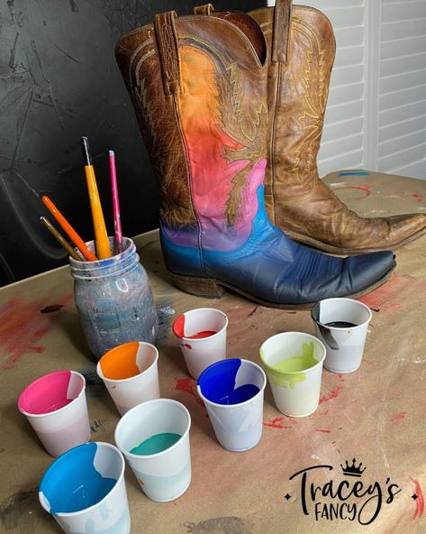 How To Paint Boots Diy, Painting Boots Diy, Paint Cowboy Boots, Painting Cowboy Boots, Cowboy Boots Diy, Painted Cowboy Boots, How To Paint Leather, Cowboy Boot Crafts, Painted Overalls