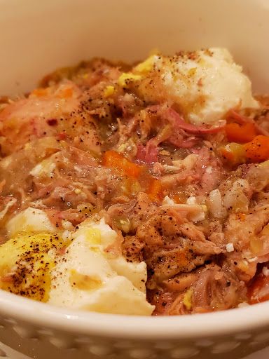 Old Fashioned Turkey Hash Turkey Hash Recipe, Who Hash Recipe, Turkey Hash, Cabbage Hash Browns, How To Make Turkey, Best Turkey, Empanadas Recipe, Food Club, Food Categories