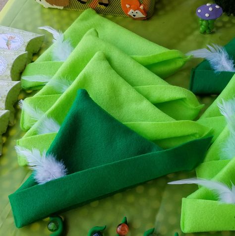 Fairy party favor hats for the boys Boy Fairy Hat, Fairy Party Favors For Boys, Enchanted Forest Party Favors, Fairy Birthday Themes, Fairy Theme Birthday Party, Tinkerbell Party Theme, Woodland Fairy Birthday Party, Fairy Party Favors, Woodland Fairy Birthday