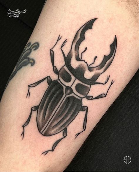 Trad Beetle Tattoo, Traditional Style Bug Tattoo, Blackwork Eye Tattoo, American Traditional Beetle Tattoo, Horned Beetle Tattoo, Black Beetle Tattoo, American Traditional Beetle, Beetle Tattoo Meaning, Traditional Beetle Tattoo