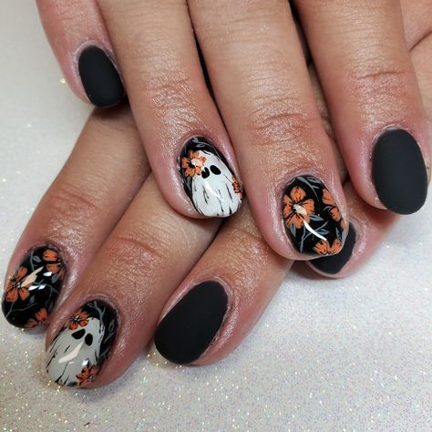 @nails.by.jayme Halloween Nails Classy, Carey Nails, Nails With Leaves, Judy Nails, Ink Nails, Ghost Nails, Mom Time, Nails Classy, Halloween Floral