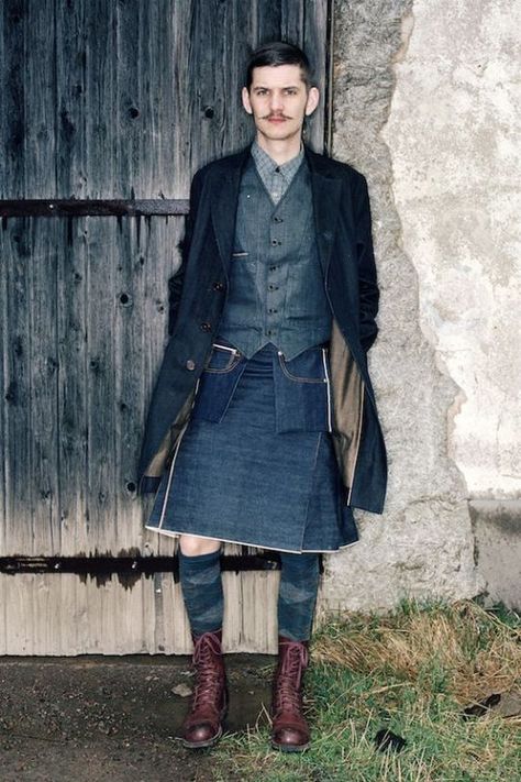 Jeans Skirt Outfit, Kilt Men, Men's Skirts, Male Wears, Men Skirt, Kilted Men, Apron Inspiration, Denim Vest Men, Male Jeans