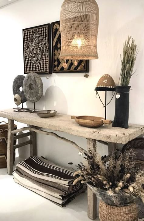 Style Side Table, Interior Design Course, African Inspired Decor, African Interior, Modern Home Interior, African Home Decor, Home Interior Ideas, African Decor, Boho Interior